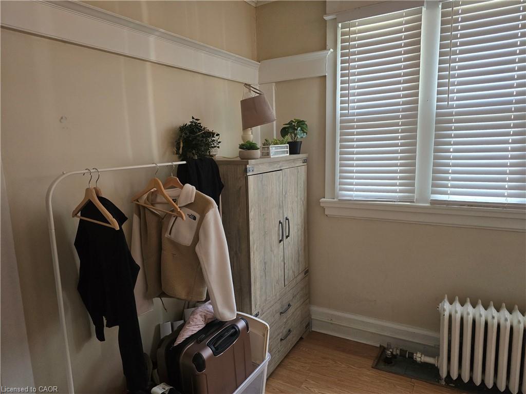 145 Sheridan Street, Brantford, ON - Indoor Photo Showing Other Room