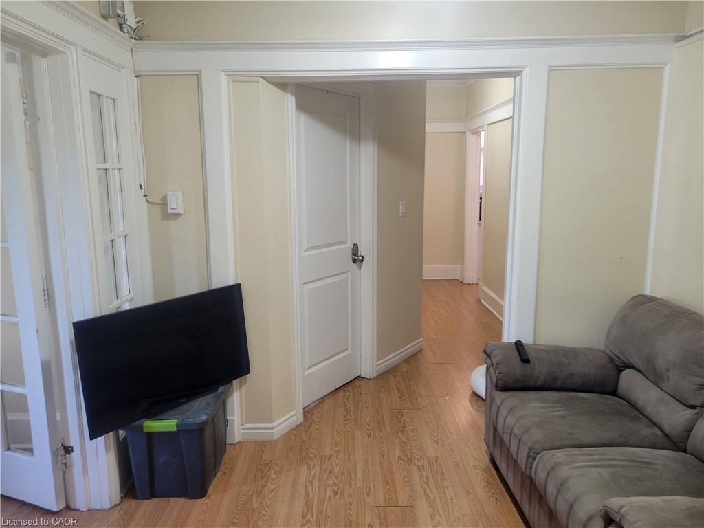 145 Sheridan Street, Brantford, ON - Indoor