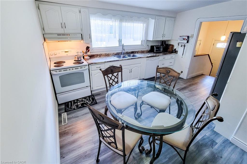 14 Ronaldshay Avenue, Hamilton, ON - Indoor