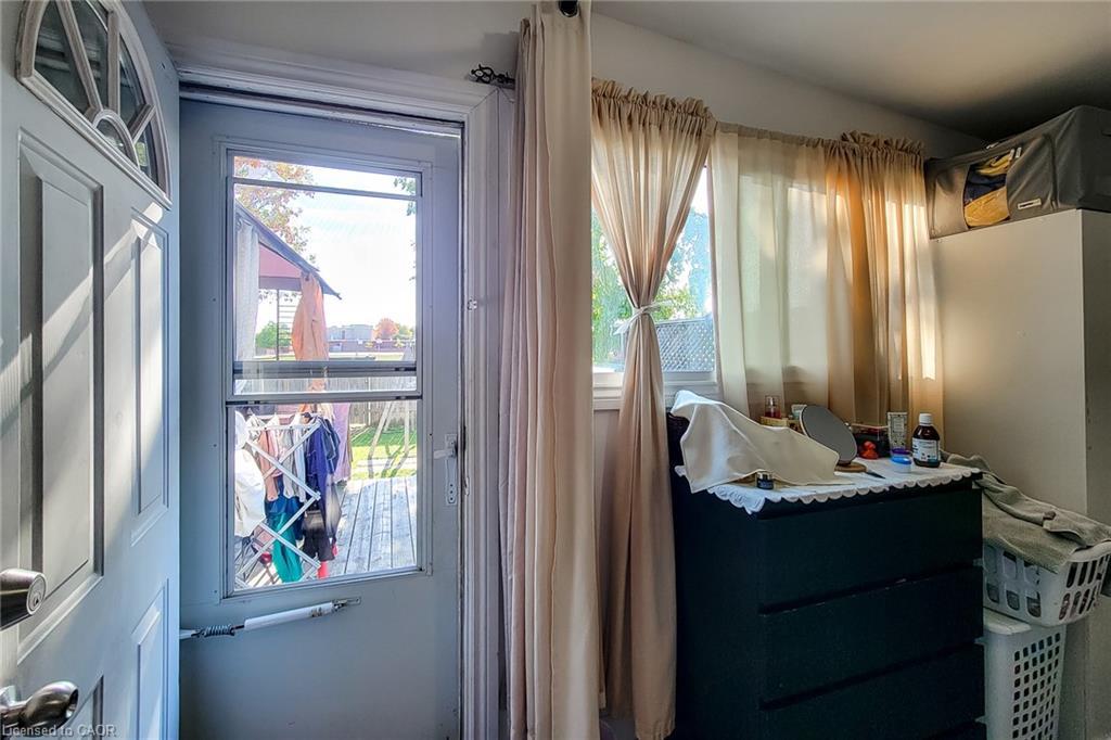 14 Ronaldshay Avenue, Hamilton, ON - Indoor