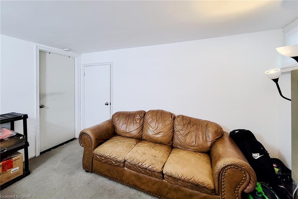 14 Ronaldshay Avenue, Hamilton, ON - Indoor Photo Showing Living Room