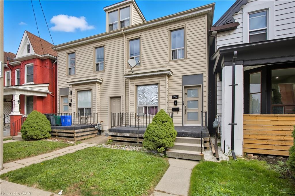 2-298 Emerald Street N, Hamilton, ON - Outdoor With Facade