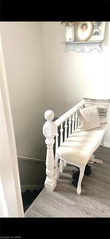 2-298 Emerald Street N, Hamilton, ON - Indoor