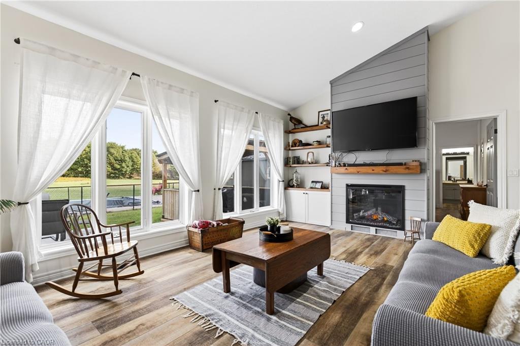 849 River Road, Fenwick, ON - Indoor Photo Showing Living Room With Fireplace