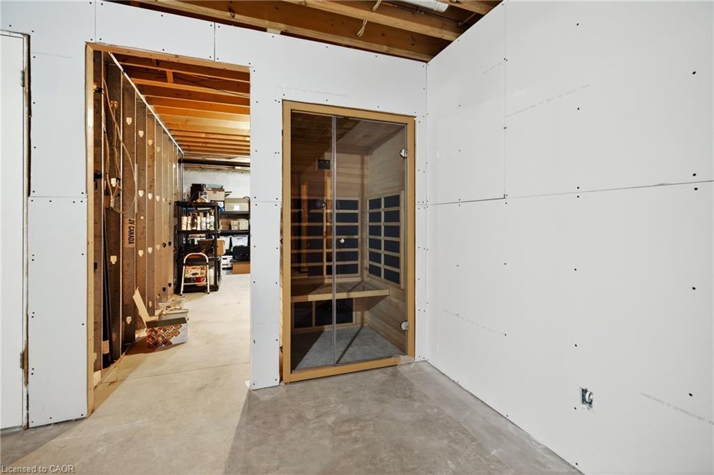 849 River Road, Fenwick, ON - Indoor Photo Showing Other Room