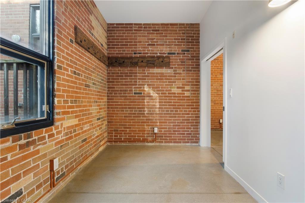 206-85 Spruce Street, Cambridge, ON - Indoor Photo Showing Other Room