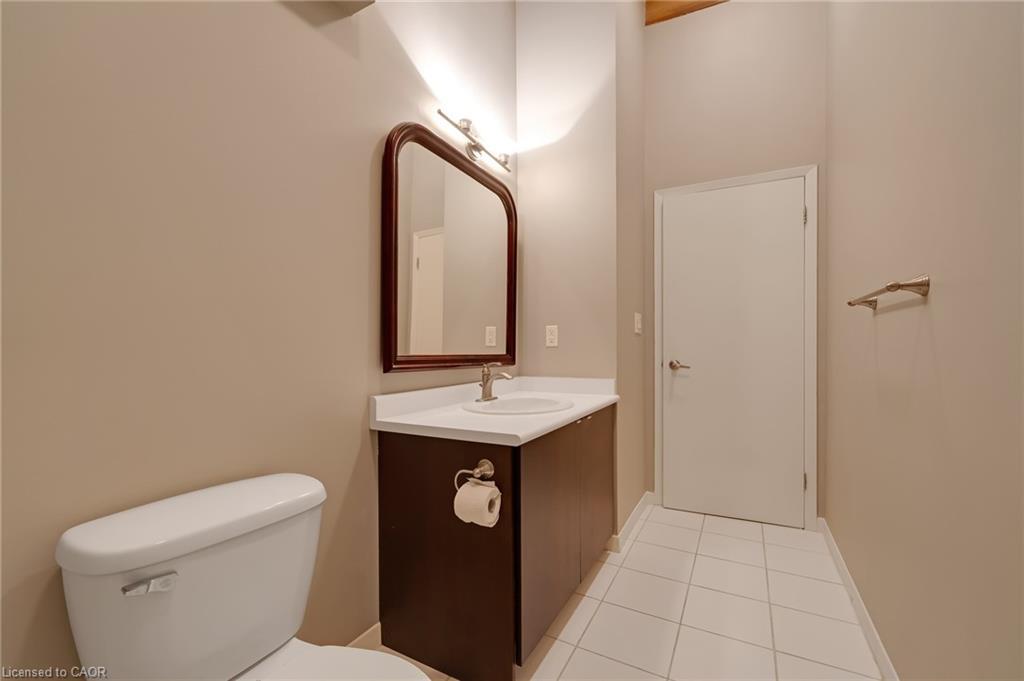 206-85 Spruce Street, Cambridge, ON - Indoor Photo Showing Bathroom