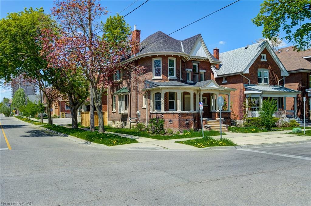 Upper-200 Park Avenue, Brantford, ON - Outdoor With Facade