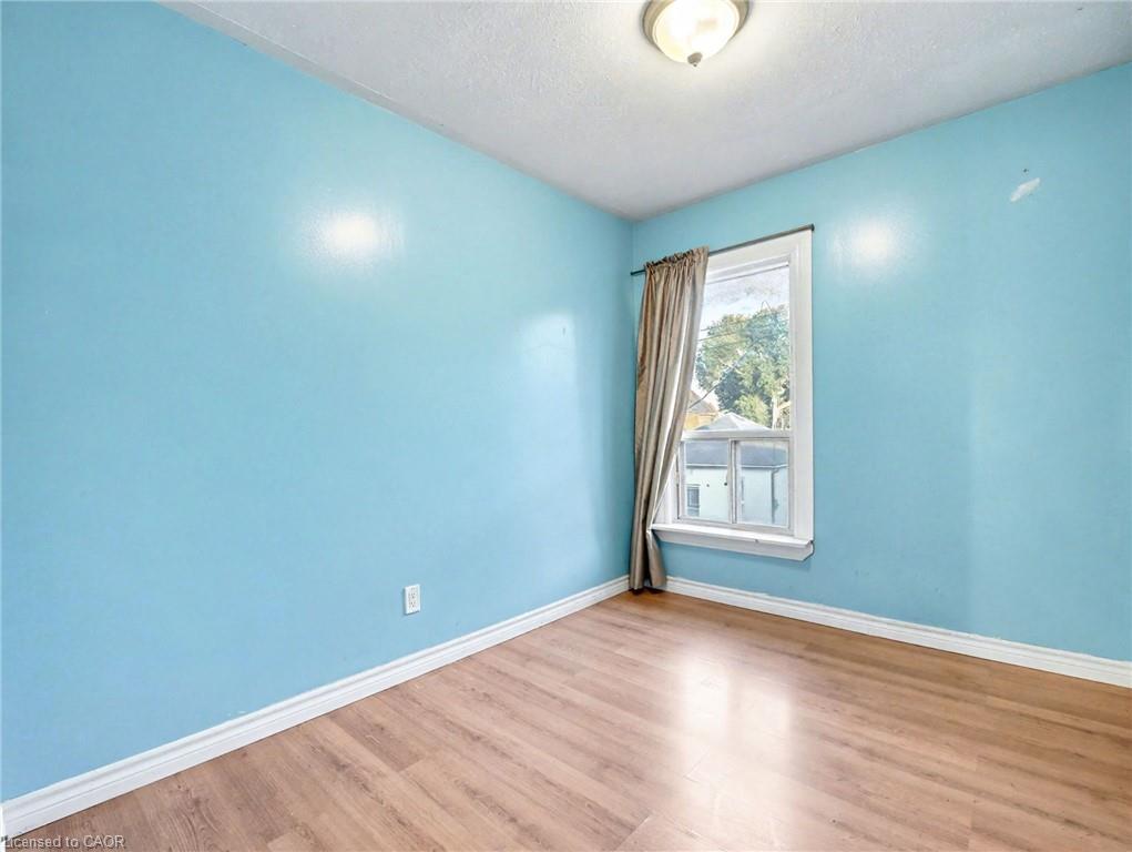 23 Oak Avenue, Hamilton, ON - Indoor Photo Showing Other Room