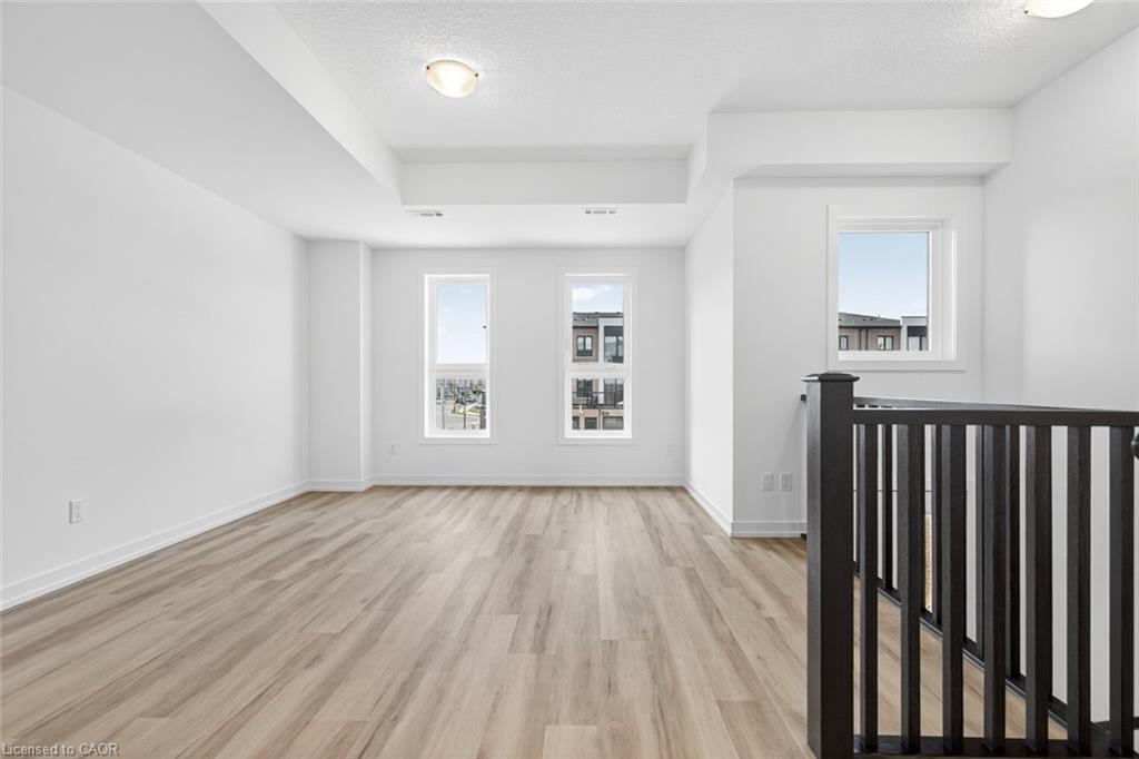 37-70 Kenesky Drive, Waterdown, ON - Indoor Photo Showing Other Room