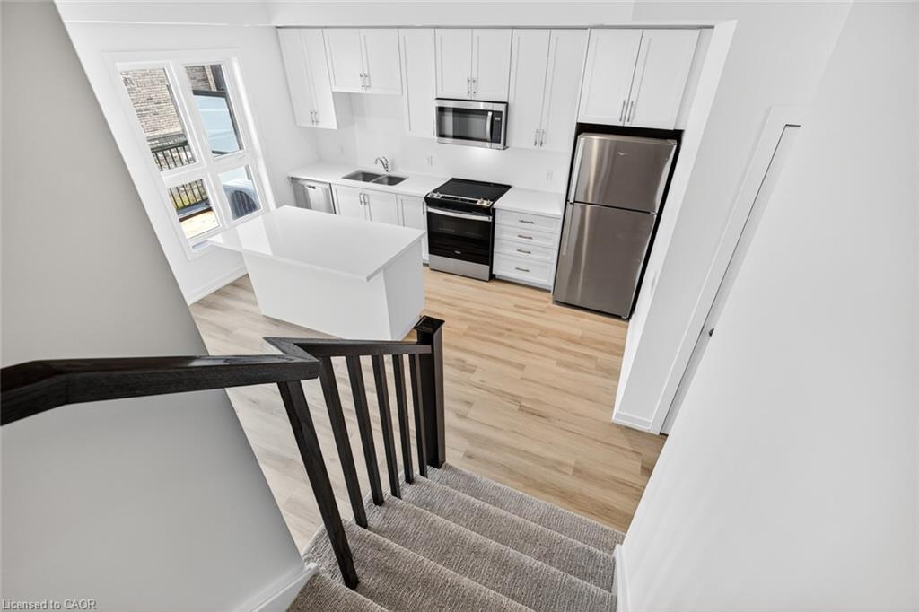 37-70 Kenesky Drive, Waterdown, ON - Indoor Photo Showing Kitchen With Double Sink