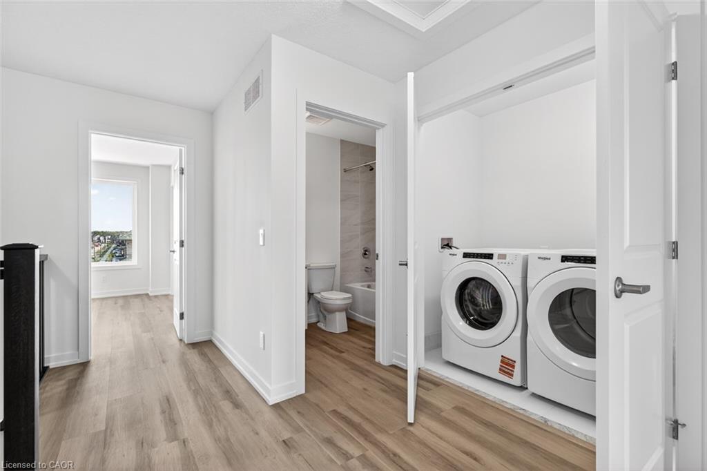 37-70 Kenesky Drive, Waterdown, ON - Indoor Photo Showing Laundry Room
