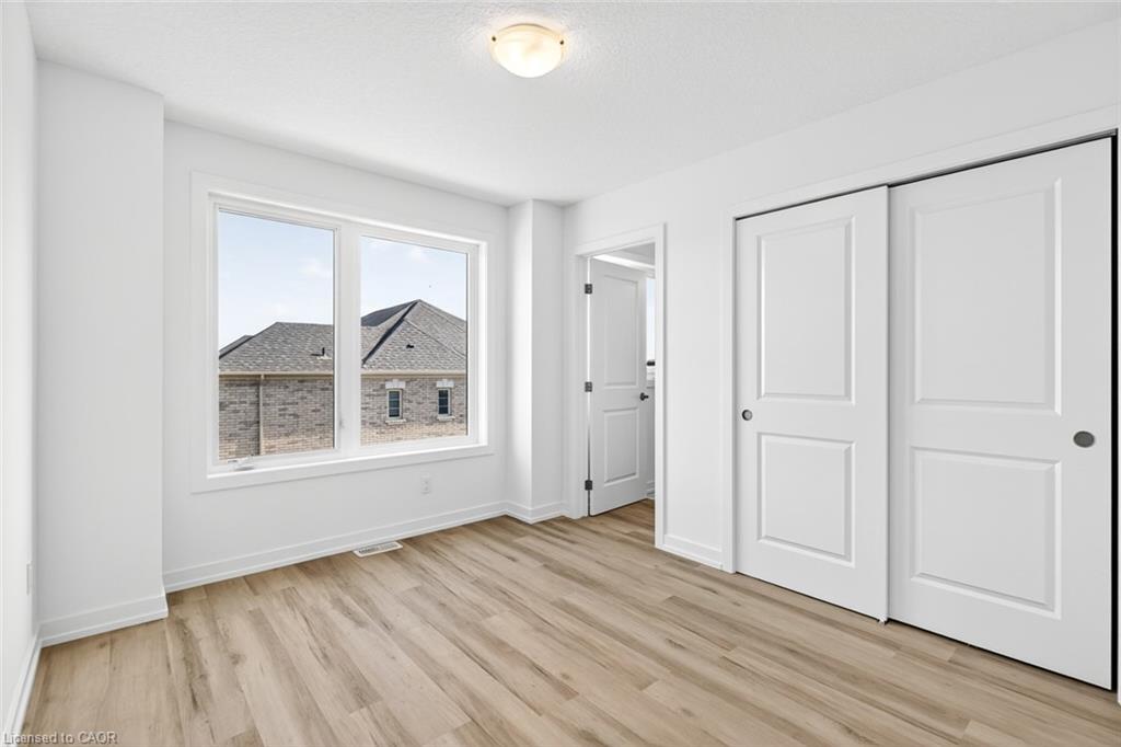 37-70 Kenesky Drive, Waterdown, ON - Indoor Photo Showing Other Room