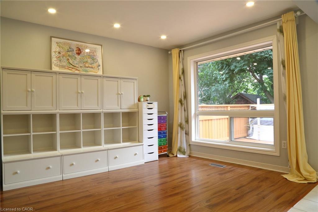 489 Timbercroft Crescent, Waterloo, ON - Indoor Photo Showing Other Room