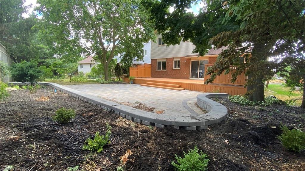 489 Timbercroft Crescent, Waterloo, ON - Outdoor
