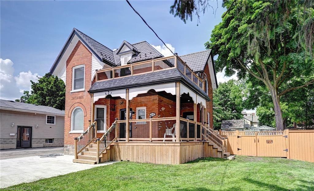 831 Hamilton Street, Cambridge, ON - Outdoor
