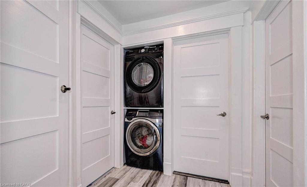 831 Hamilton Street, Cambridge, ON - Indoor Photo Showing Laundry Room