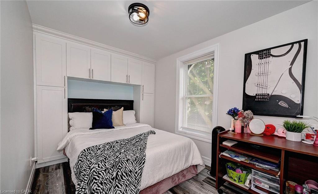 831 Hamilton Street, Cambridge, ON - Indoor Photo Showing Bedroom