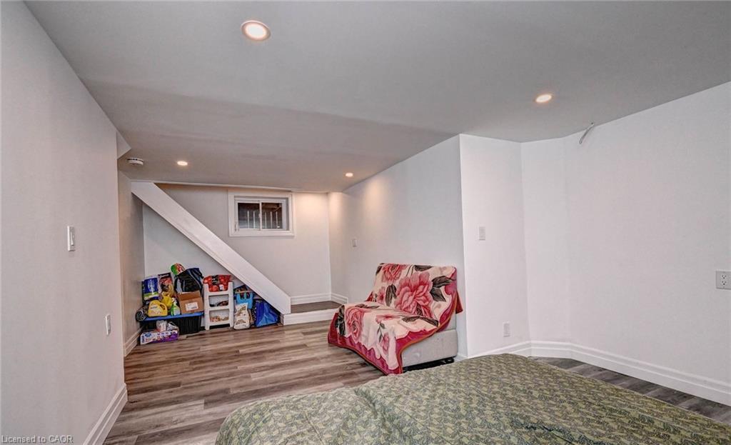 831 Hamilton Street, Cambridge, ON - Indoor Photo Showing Other Room