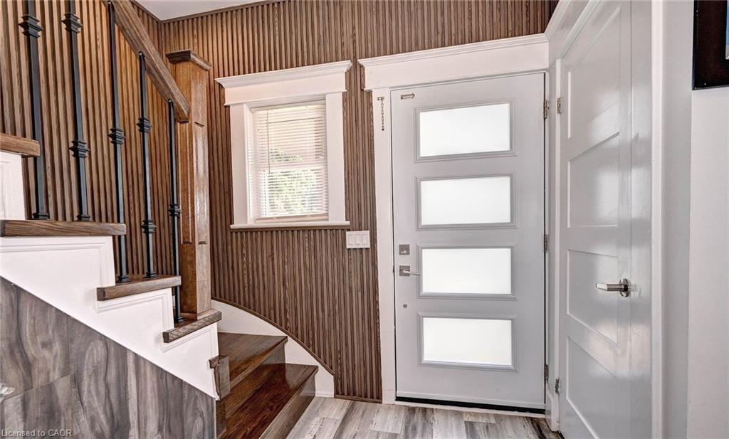 831 Hamilton Street, Cambridge, ON - Indoor Photo Showing Other Room