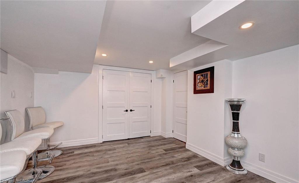 831 Hamilton Street, Cambridge, ON - Indoor Photo Showing Other Room
