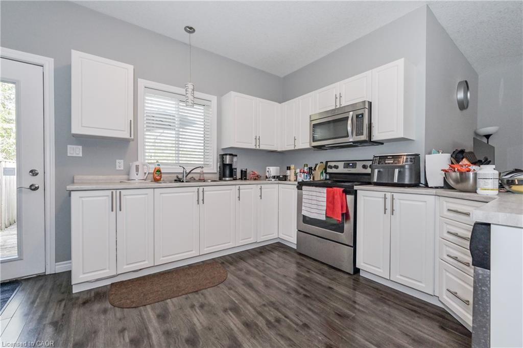 145 Kertland Street, Elora, ON - Indoor Photo Showing Kitchen