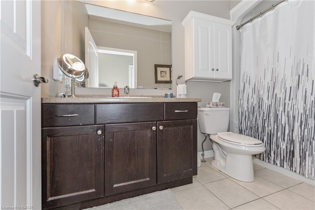 145 Kertland Street, Elora, ON - Indoor Photo Showing Bathroom