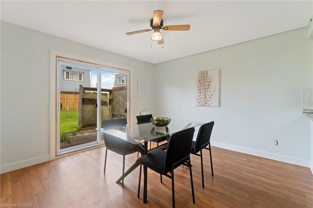 10-8646 Willoughby Drive, Niagara Falls, ON - Indoor Photo Showing Dining Room