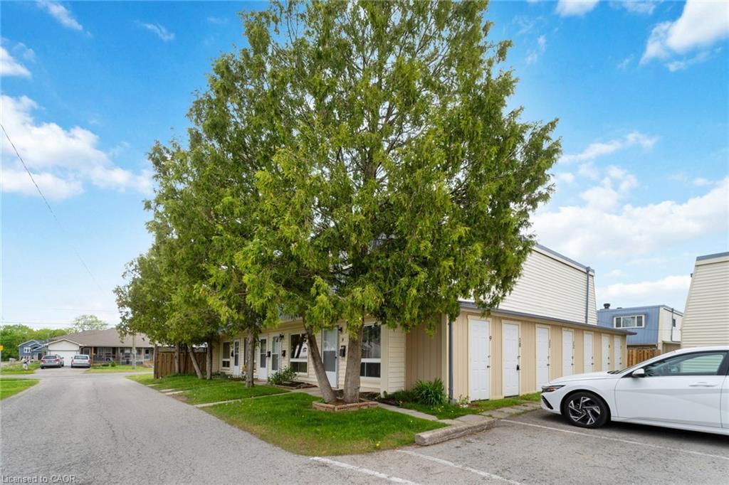 10-8646 Willoughby Drive, Niagara Falls, ON - Outdoor