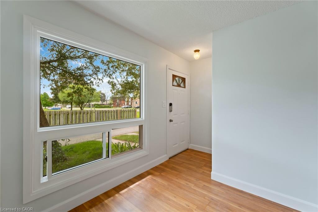 10-8646 Willoughby Drive, Niagara Falls, ON - Indoor Photo Showing Other Room