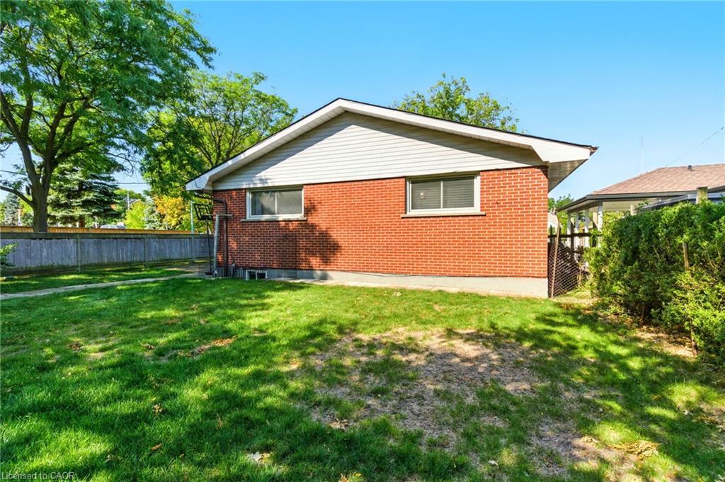 Main-10 Owen Place, Hamilton, ON - Outdoor