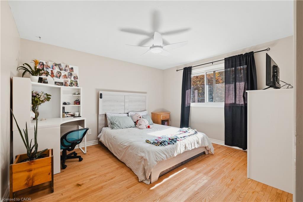 26 Nightingale Crescent, Elmira, ON - Indoor Photo Showing Bedroom