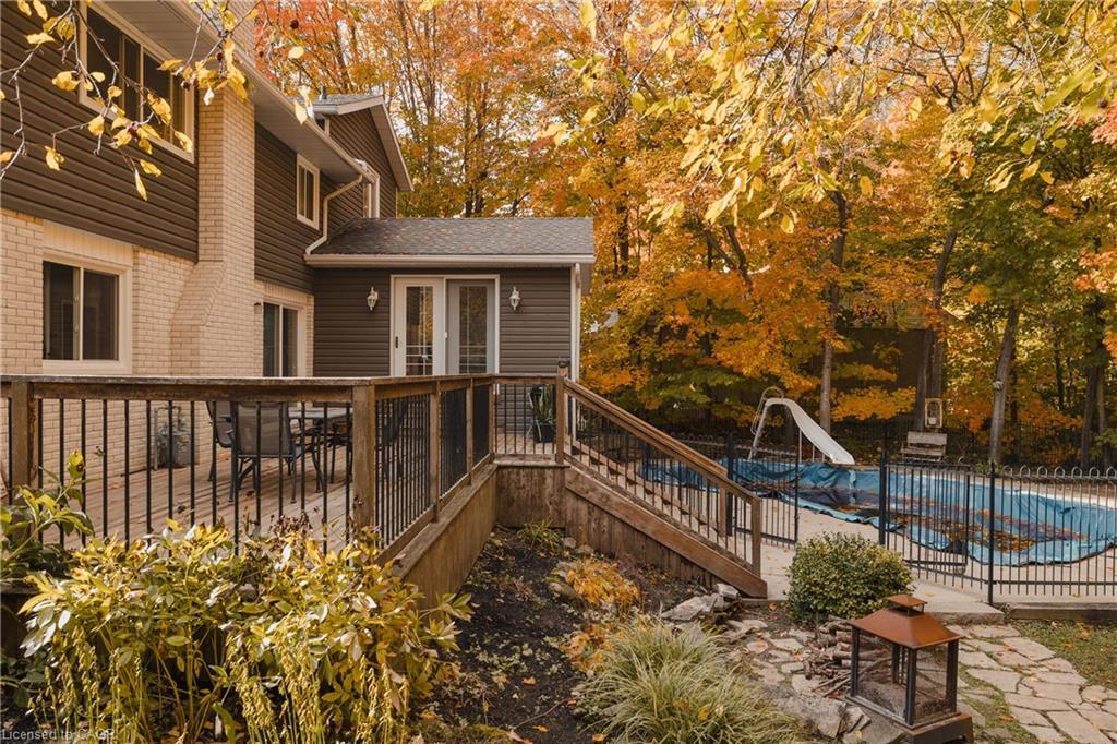 26 Nightingale Crescent, Elmira, ON - Outdoor