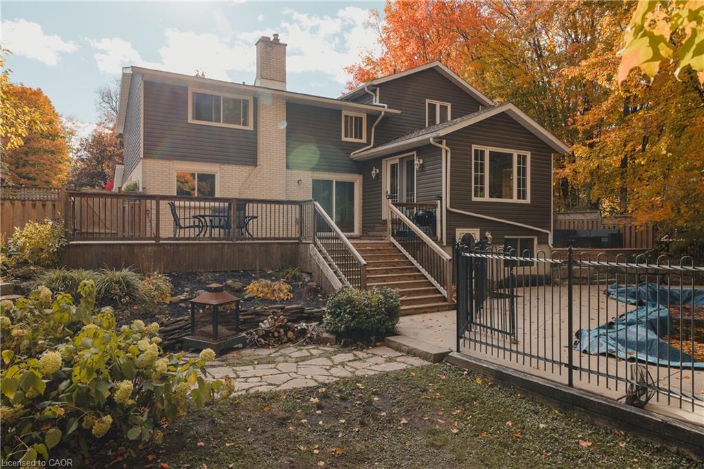 26 Nightingale Crescent, Elmira, ON - Outdoor