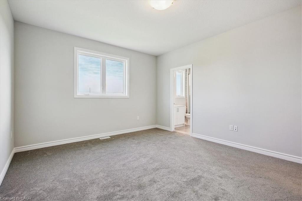 10 Michelle'S Way, Hagersville, ON - Indoor Photo Showing Other Room