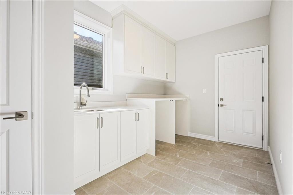 10 Michelle'S Way, Hagersville, ON - Indoor