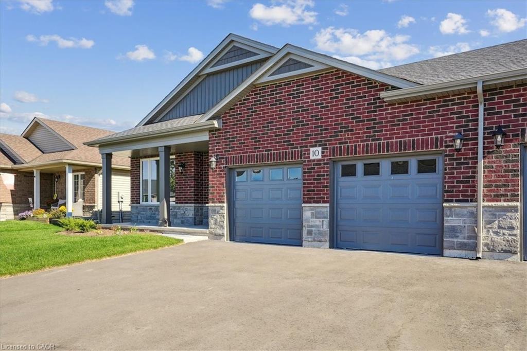 10 Michelle'S Way, Hagersville, ON - Outdoor