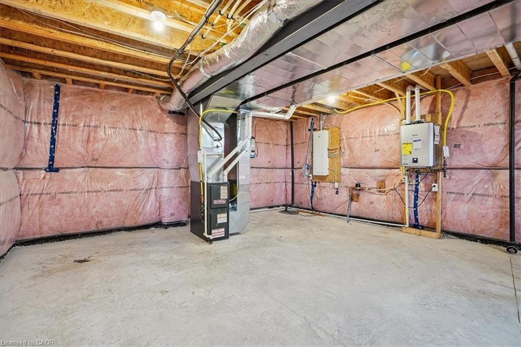 10 Michelle'S Way, Hagersville, ON - Indoor Photo Showing Basement