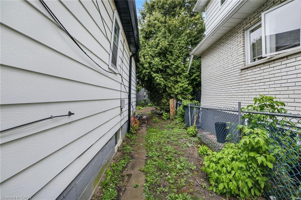 86 Adair Avenue S, Hamilton, ON - Outdoor With Exterior