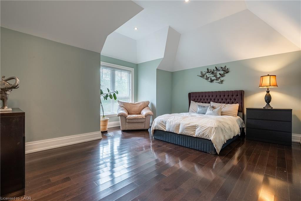 108 Livno Common, Oakville, ON - Indoor Photo Showing Bedroom