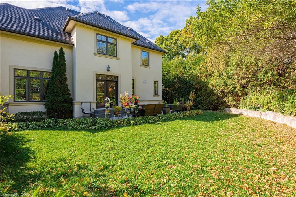 108 Livno Common, Oakville, ON - Outdoor