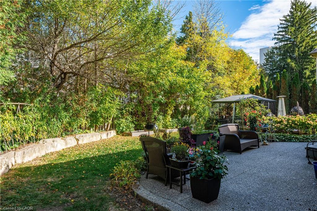 108 Livno Common, Oakville, ON - Outdoor