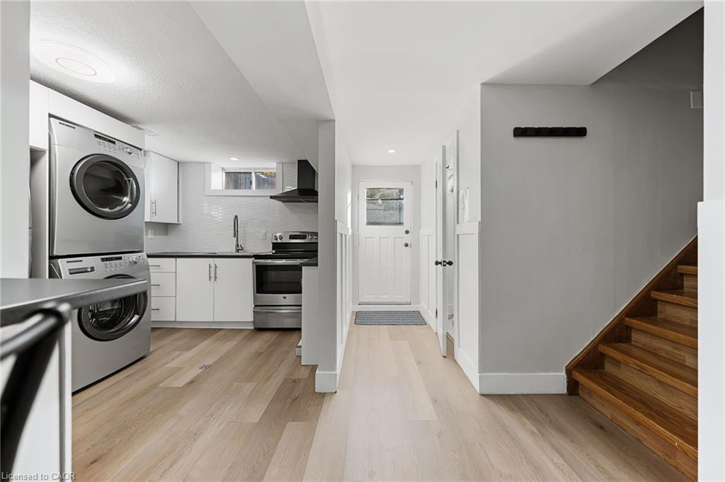 Lower-19 Elm Ridge Drive, Kitchener, ON - Indoor