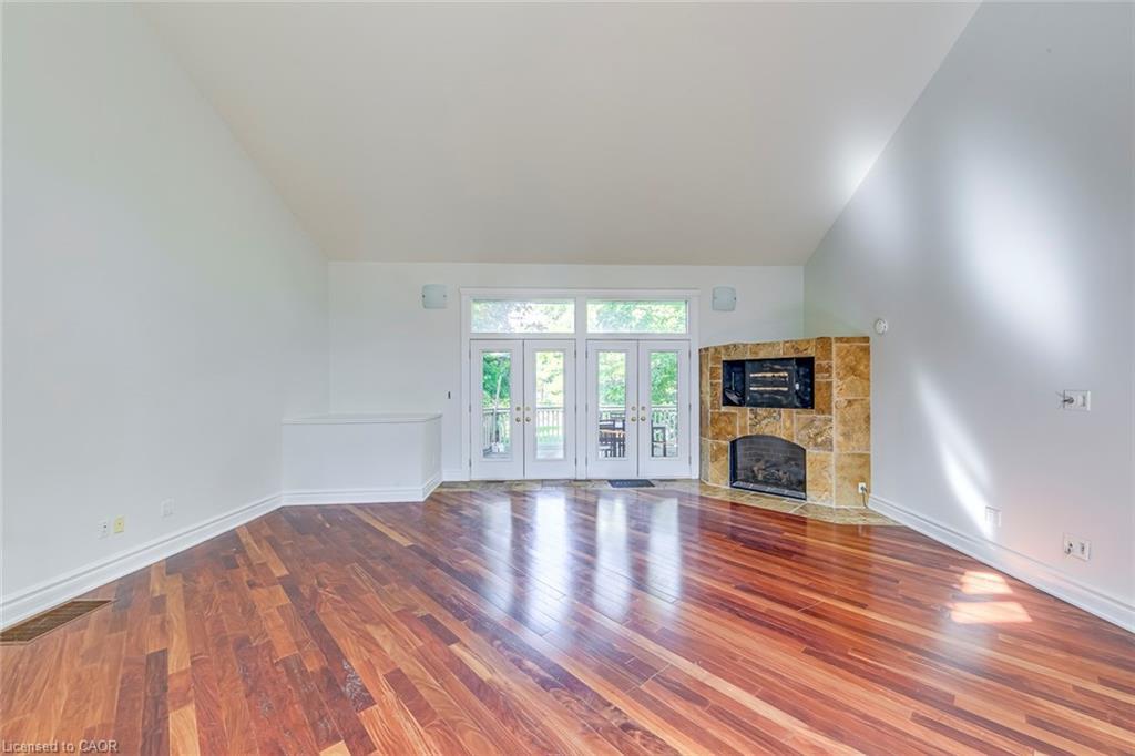 435 Maple Avenue, Oakville, ON - Indoor With Fireplace