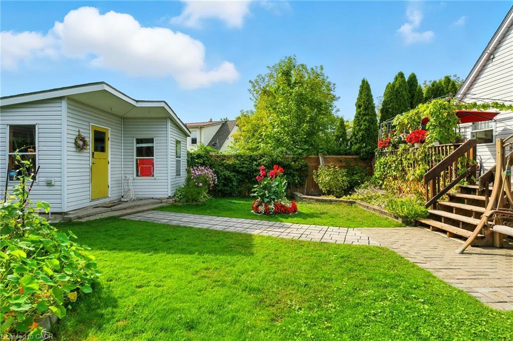 39 Clayburn Avenue, St. Catharines, ON - Outdoor