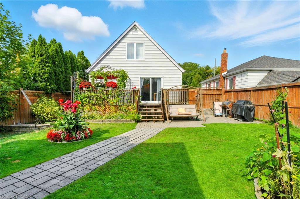 39 Clayburn Avenue, St. Catharines, ON - Outdoor