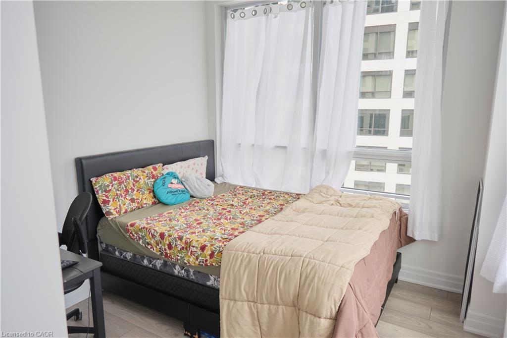 3005-36 Elm Drive, Mississauga, ON - Indoor Photo Showing Bedroom