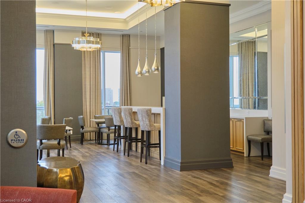 3005-36 Elm Drive, Mississauga, ON - Indoor Photo Showing Other Room