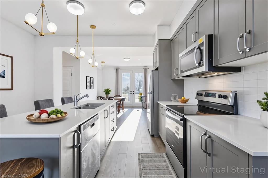 62-99 Roger Street, Waterloo, ON - Indoor Photo Showing Kitchen With Double Sink With Upgraded Kitchen