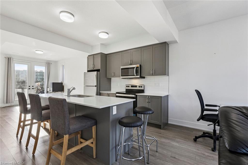 62-99 Roger Street, Waterloo, ON - Indoor